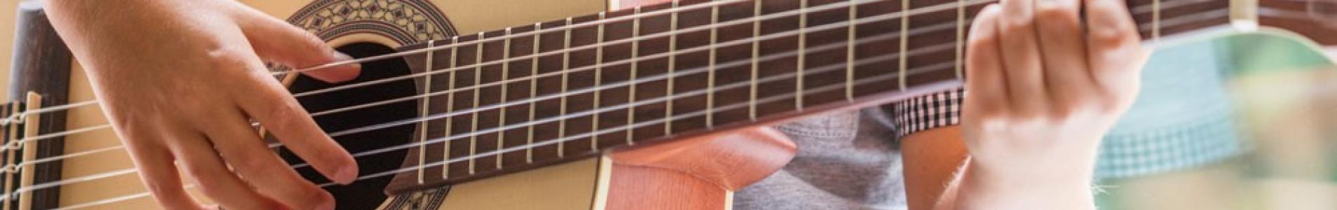 GUITARRA PARA NIÑOS TALLER SAN ISIDRO municipio de san isidro, curso, taller, online cultura, guitarra, niños, niñas