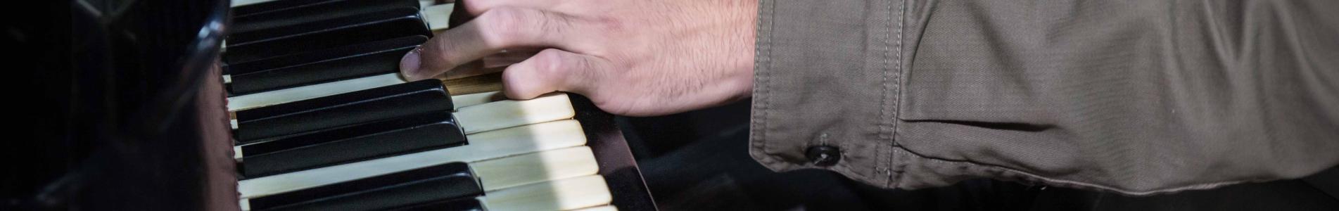 municipio de san isidro, juventud, taller, online, talleres, gratis, gratuito, canto, cantar, escenario