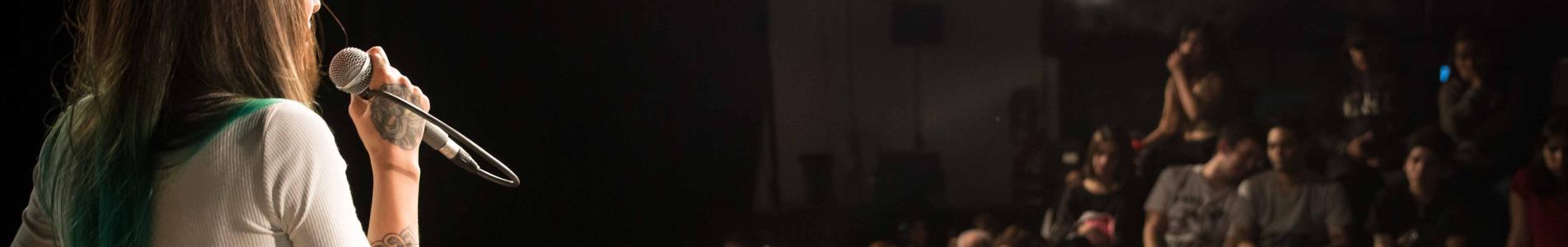 municipio de san isidro, juventud, taller, online, talleres, gratis, gratuito, canto, cantar, escenario