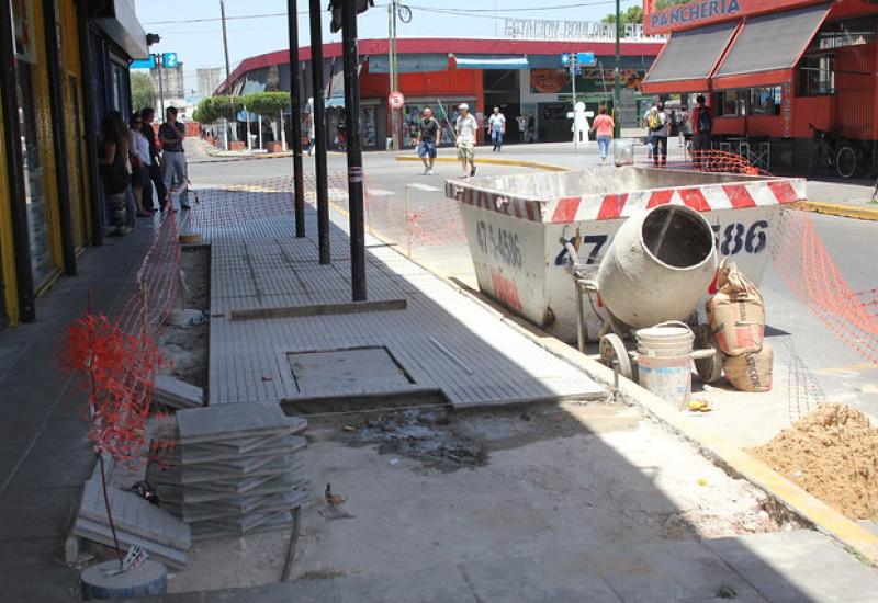 NUEVAS VEREDAS EN CENTRO COMERCIAL BOULOGNE