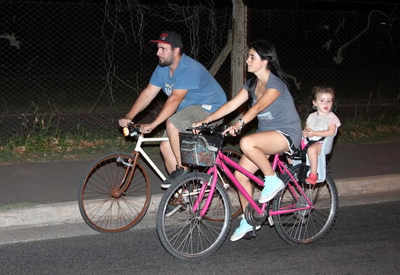 PASEO DE BICICLETAS NOCTURNO