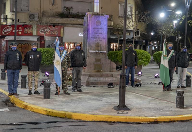 municipio de san isidro, vigilia, 25 de mayo, patria, revolucion, online, transmision, virtual, himno nacional, bandera, argentina, mastil