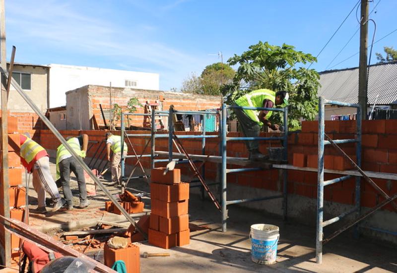 SAN ISIDRO Y NACIÓN MEJORAN MÁS DE 240 VIVIENDAS EN EL BARRIO MARTÍN Y OMAR