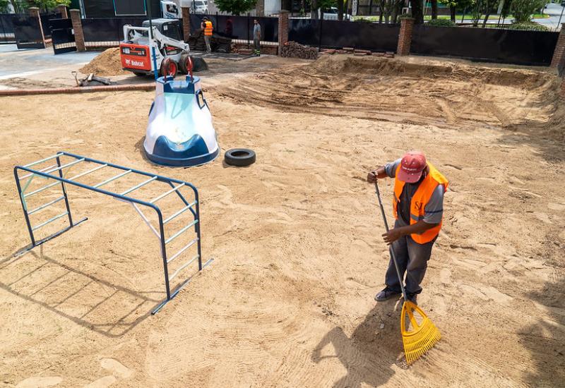 Trabajos en el jardín de infantes N° 5