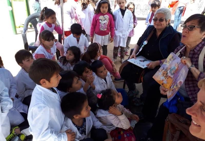 ABUELOS DE CUENTO, MUNICIPIO DE SAN ISIDRO