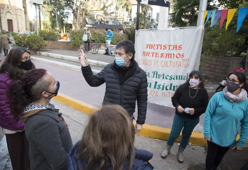 municipio de san isidro, artesanos, feria, casco historico, plaza mitre, gustavo posse, comercios, comercio, comerciantes