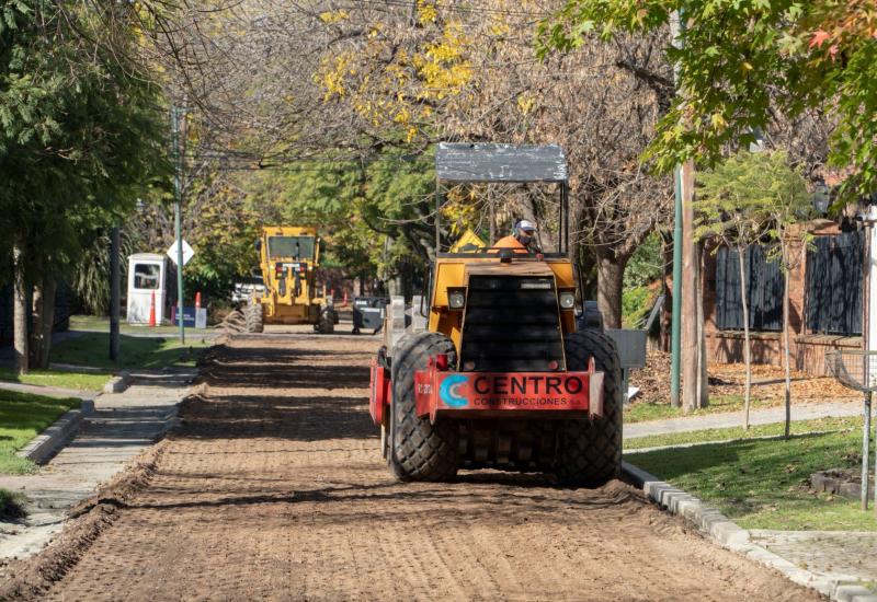 municipio de san isidro, pavimento, calle, bacheo, obras publicas, infraestructura, calles, heroe de malvinas, caseros, bajo de san isidro