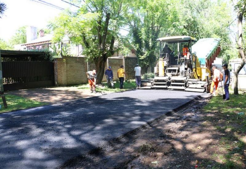 Asfalto en Lomas de San Isidro