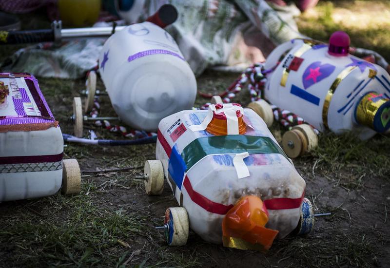 municipio de san isidro, museo del juguete, carrera, autos a piolin, juego, juegos, auto, niños, niñas, chicos, chicas, cultura