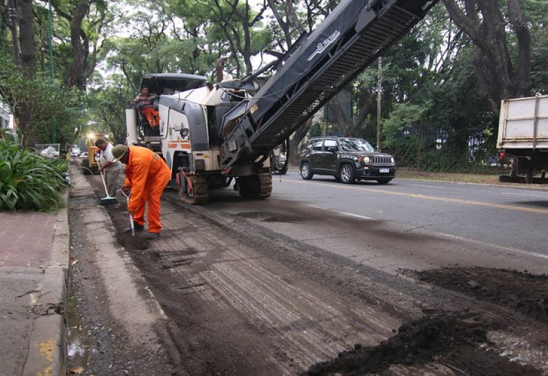 RENOVACIÓN DEL ASFALTO EN AV. DEL LIBERTADOR, MUNICIPIO DE SAN ISIDRO