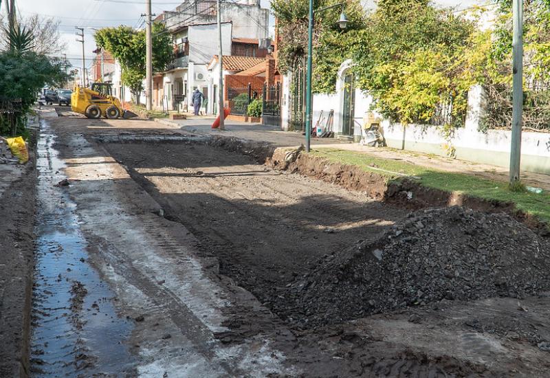 municipio de san isidro, pavimento, calle, bacheo, obras publicas, infraestructura, calles, heroe de malvinas, caseros, bajo de san isidro
