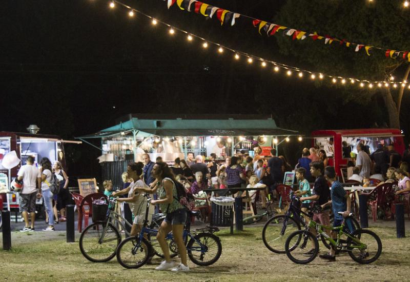 FESTIVAL "BICICINE EN LA PLAYA"