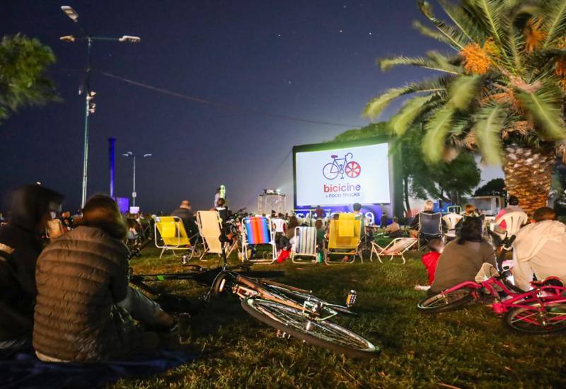 municipio de san isidro, cultura, bicine, pelicula, bicicleta, rio, entretenimiento, bardo en verano, sol, calor