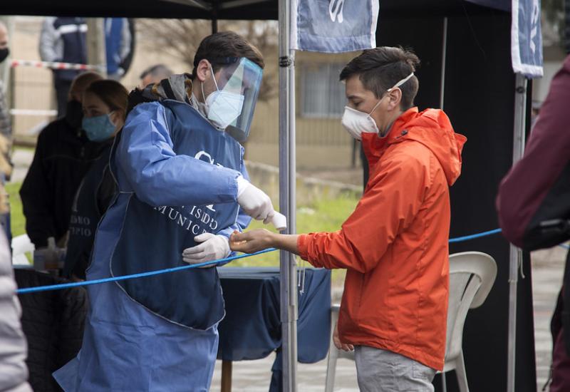 LA BÚSQUEDA ACTIVA DE COVID-19 LA BÚSQUEDA ACTIVA DE COVID-19