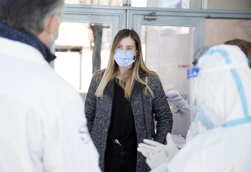 CONTROLES DE COVID-19 EN LOS CENTROS DE ATENCIÓN PRIMARIA