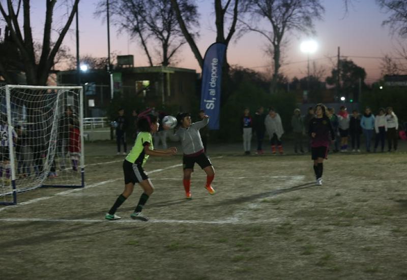 FÚTBOL FEMENINO EN BECCAR FÚTBOL FEMENINO EN BECCAR