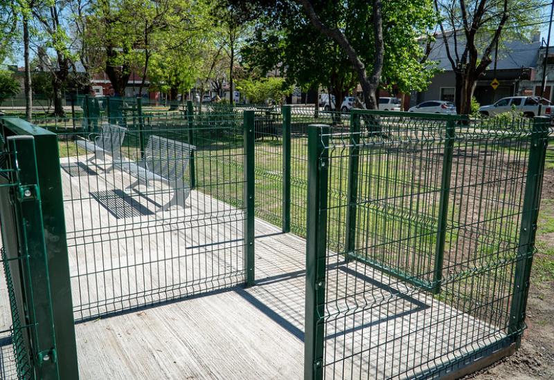 CANIL EN VILLA ADELINA