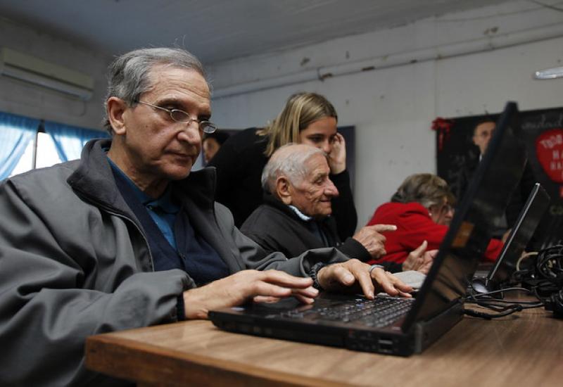 NUEVA SALA DE ALFABETIZACIÓN DIGITAL