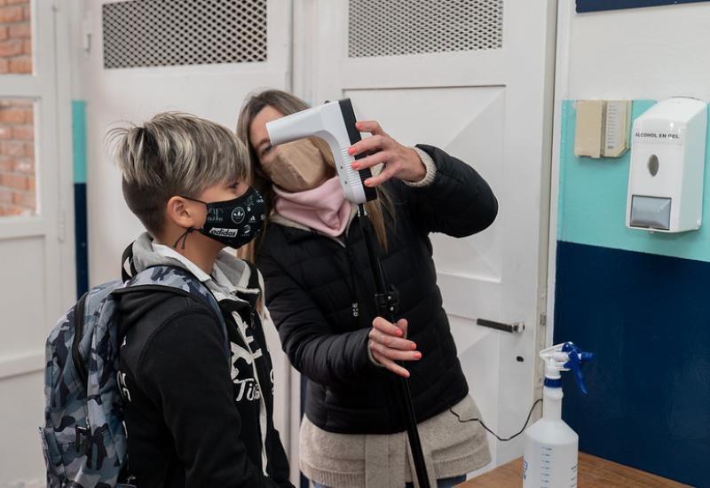 VUELTA CLASES PRESENCIALES SAN ISIDRO municipio de san isidro, clases, clase, presencial, escuela malvinas argentinas, primaria, colegio, estudio, estudiar, eduacion, educar, educarse, alumnos, alumnas, chicos, chicas, maestra, maestro, profesor, profesora