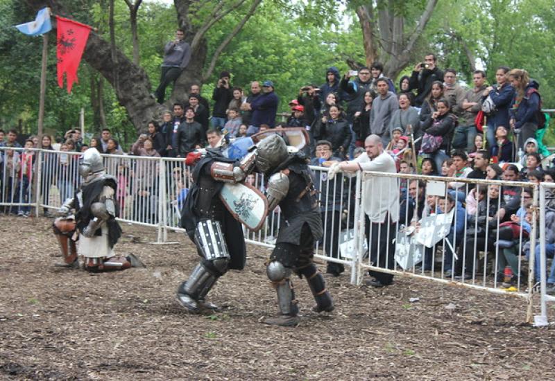 COMBATE MEDIEVAL, MUNICIPIO DE SAN ISIDRO