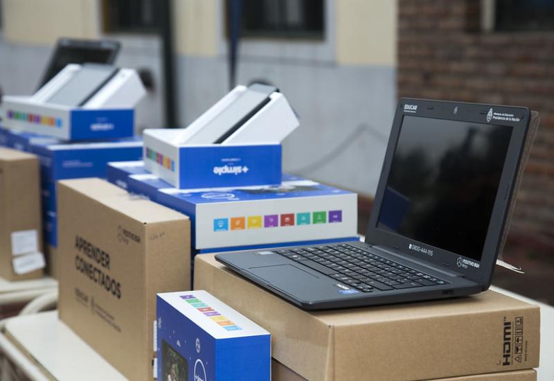 municipio de san isidro, educación, computadoras, nación, conectados, aprendiendo, netbooks