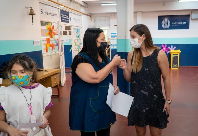 CONTROLES DE VISTA A ALUMNOS DE ESCUELAS PÚBLICAS