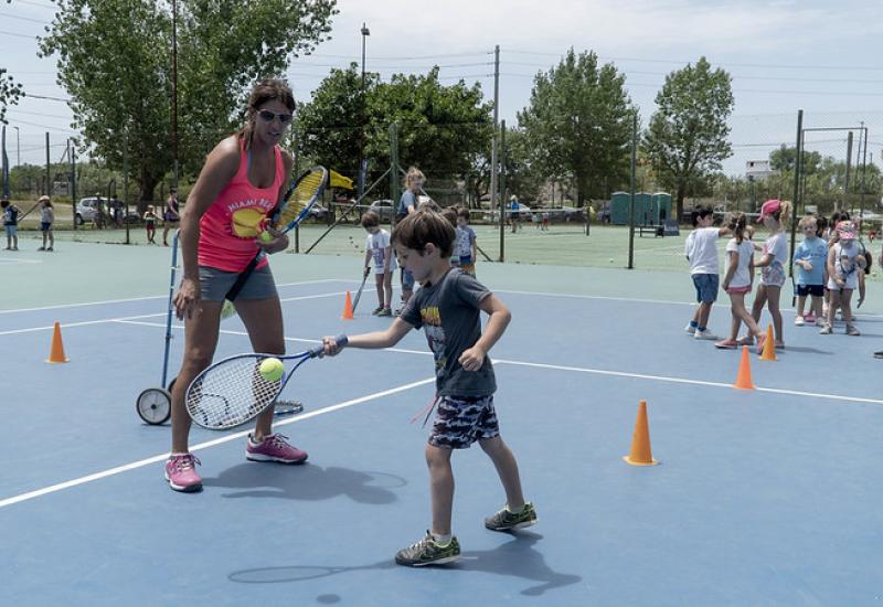 ESCUELAS DEPORTIVAS, MUNICIPIO DE SAN ISIDRO