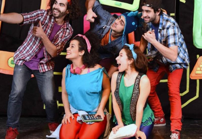 DESENCHUFADOS DESENCHUFADOS