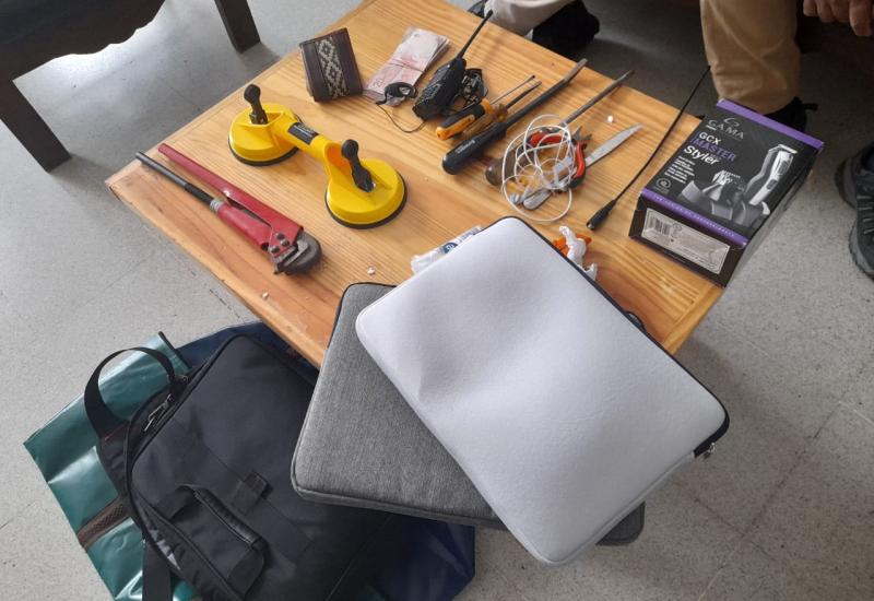 DETIENEN A UN HOMBRE POR ROBAR AUTOS CON INHIBIDORES DE SEÑAL, san isidro, seguridad, policia