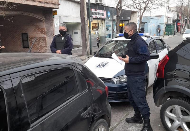 DETIENEN A UN HOMBRE POR ROBAR AUTOS CON INHIBIDORES DE SEÑAL, san isidro, seguridad, policia