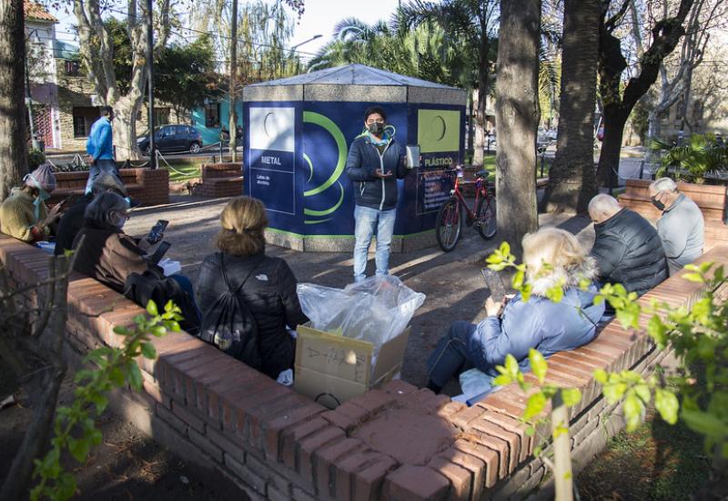 Puerto libre, abuelos, tecnología, tablets, celulares, programa, juventud prolongada, jubilados, san isidro