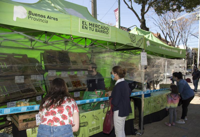 municipio de san isidro, mercado en tu barrio, protocolo, precios bajos, producción, mercado, frutas, verduras