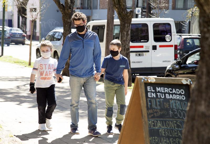 municipio de san isidro, mercado en tu barrio, protocolo, precios bajos, producción, mercado, frutas, verduras