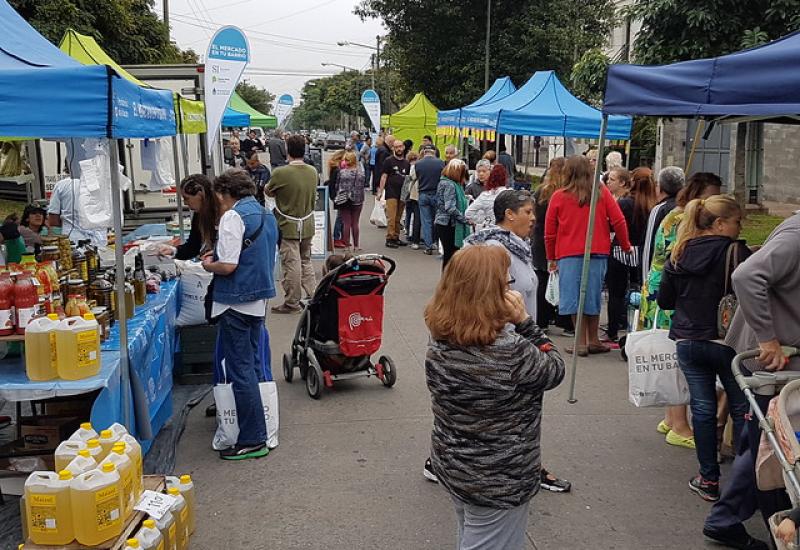 El mercado en tu barrio, Municipio de San Isidro