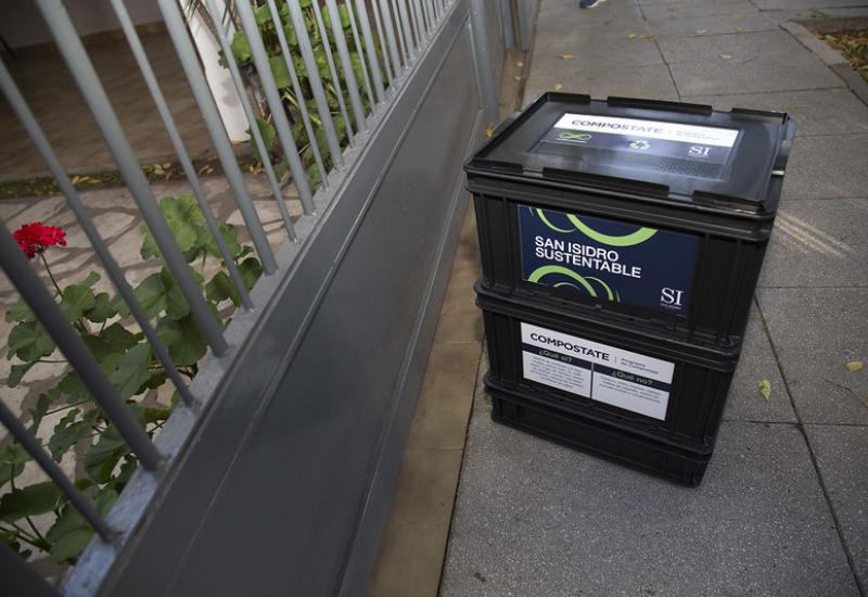 ENTREGA COMPOSTERA COMPOSTATE SAN ISIDRO municipio de san isidro, compostate, espacio publico, compostera, compost, compostar, residuos organicos, reciclar, reciclaje, organico