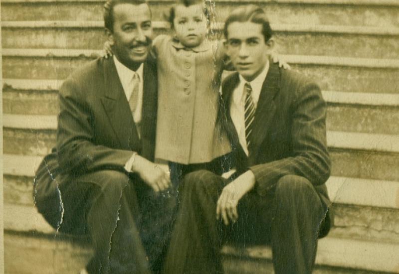 ESCALERAS DE LA PLAZA MITRE