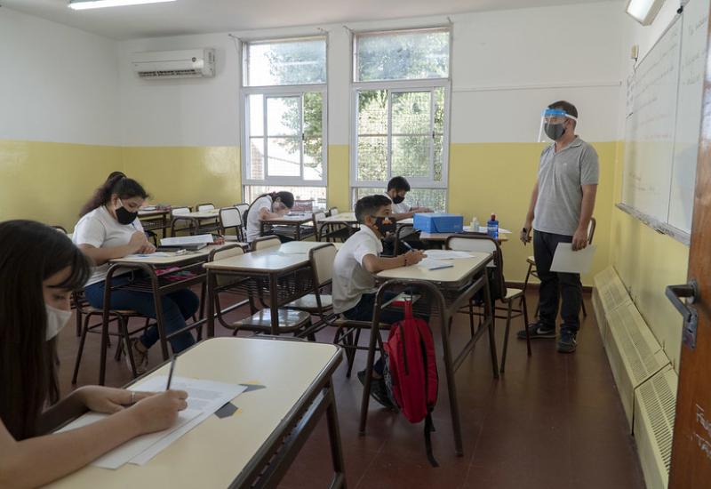 VUELTA A CLASES SECUNDARIA SAN ISIDRO municipio de san isidro, educacion, regreso a clases, secundaria, escuela malvinas argentinas, covid, coronavirus