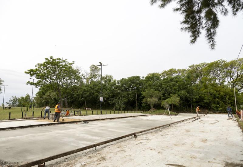 NUEVO ESTACIONAMIENTO EN EL PARQUE PÚBLICO COSTERO DE MARTÍNEZ