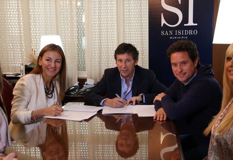 FIRMA DE CONVENIO, MUNICIPIO DE SAN ISIDRO