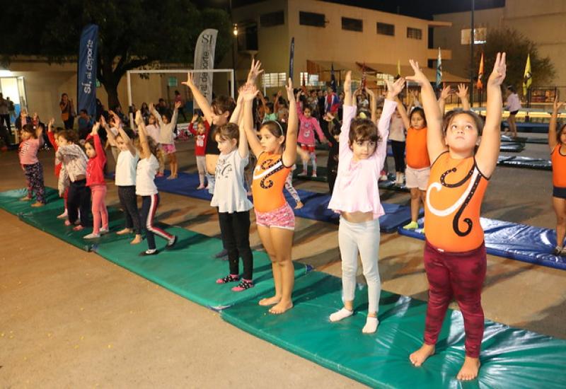 CLASE ABIERTA DE GIMNASIA ARTÍSTICA, VILLA ADELINA