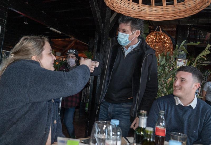 REUNION CON GASTRONOMICOS SAN ISIDRO municipio de san isidro, gastronomicos, rio, gastronomia, gustavo posse, macarena posse, malloys, restaurant, comida, inspecciones, inspeccion