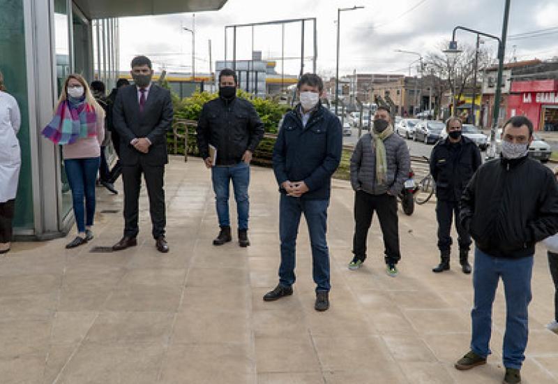 GENDARMERÍA EN LA CAVA