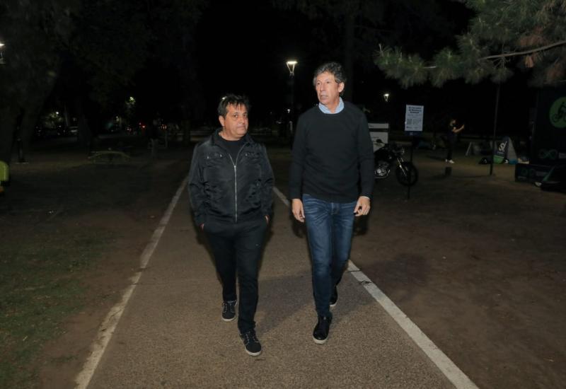 Paseo de bicicletas nocturno