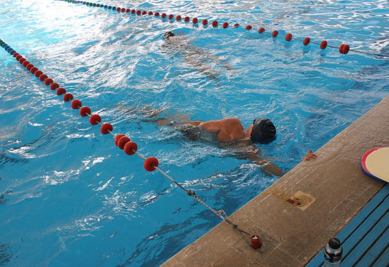 ESCUELAS MUNICIPALES DE NATACIÓN, SAN ISIDRO