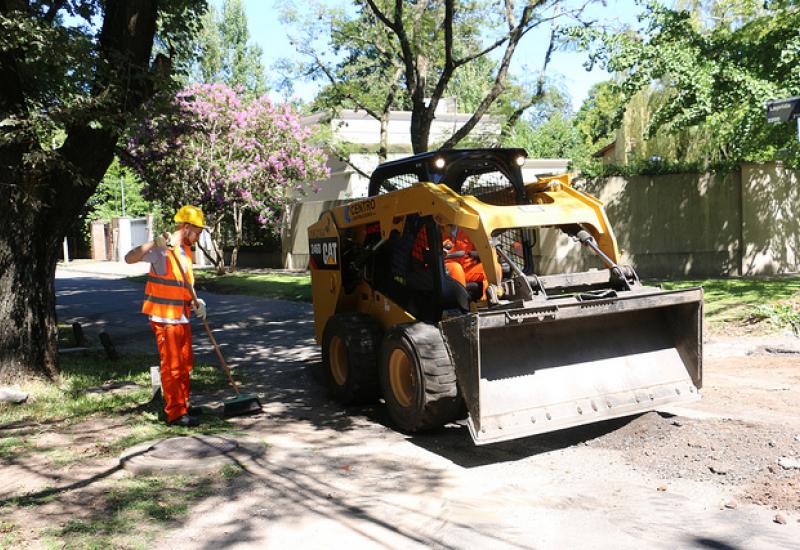 SAN ISIDRO RENUEVA 11 CUADRAS DE LA CALLE LAPRIDA