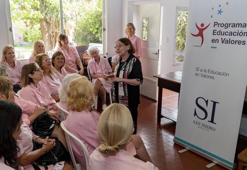 municipio de san isidro, eduacion en valores, hilda molina, damas rosadas, salud, anversario, cumple año, zoom, ecuentro virtual, online