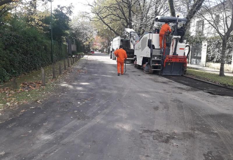 EL MUNICIPIO RENUEVA CALLES EN LAS LOMAS DE SAN ISIDRO