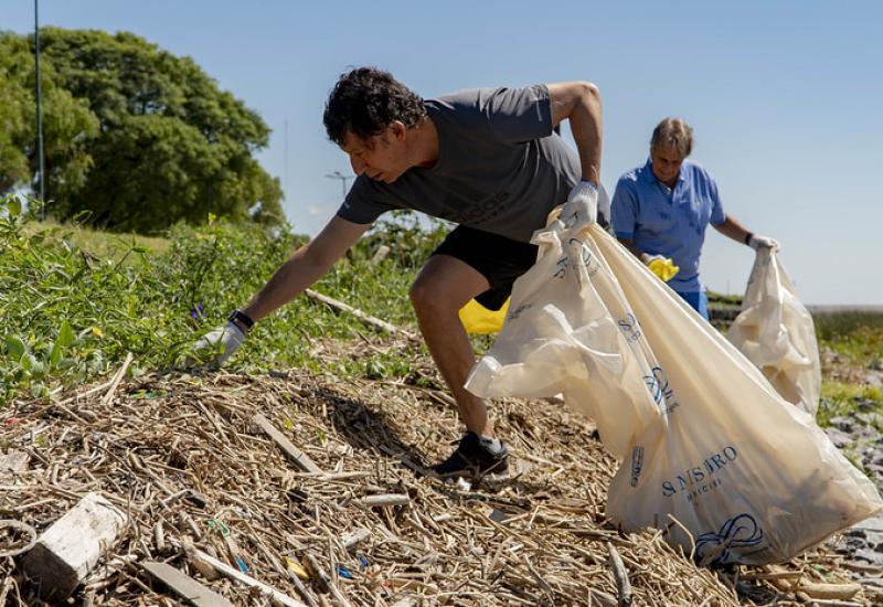 JORNADA DE LIMPIEZA EN LA COSTA JORNADA DE LIMPIEZA EN LA COSTA, MUNICIPIO DE SAN ISIDRO