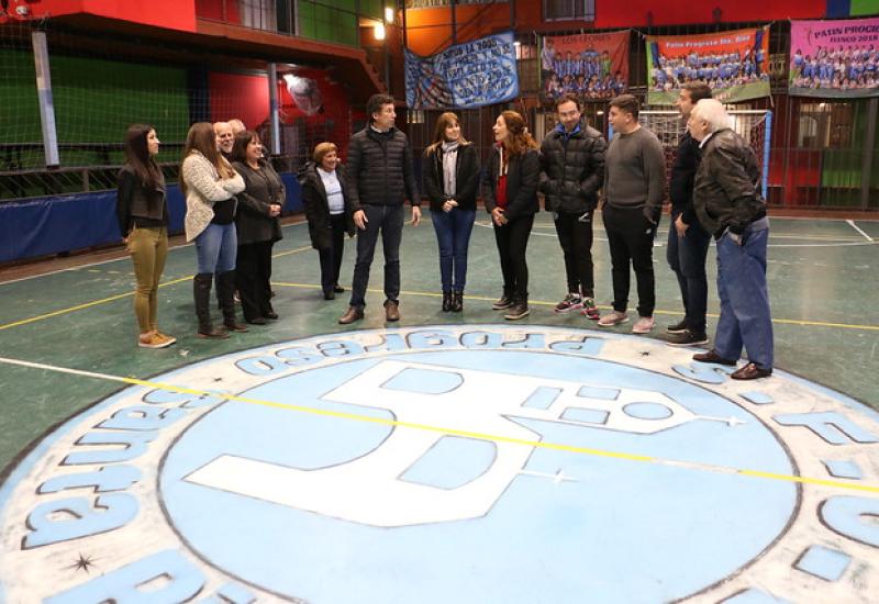 LUCES LED EN SOCIEDAD DE FOMENTO SANTA RITA, MUNICIPIO DE SAN ISIDRO