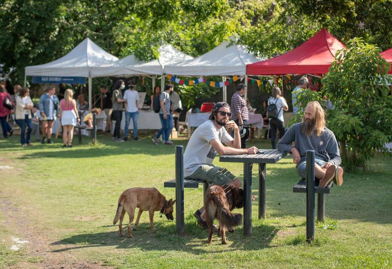 MERCADO NATURAL EN SAN ISIDRO